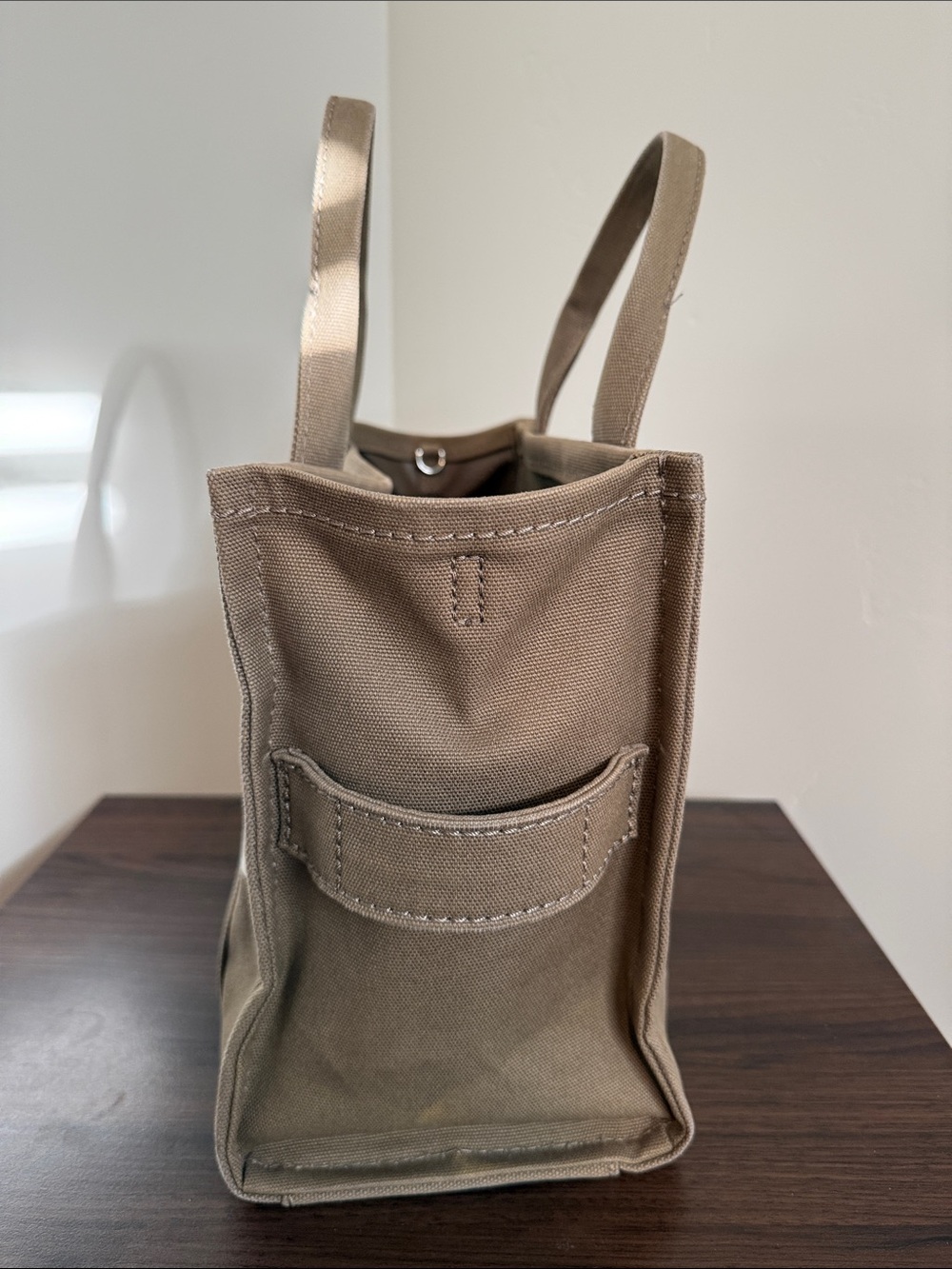 Authentic Marc Jacobs Medium Tote Bag in Slate Green - Picture 4 of 11